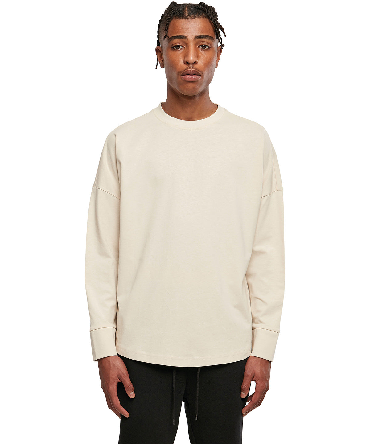 Oversize cut on sleeve long sleeve